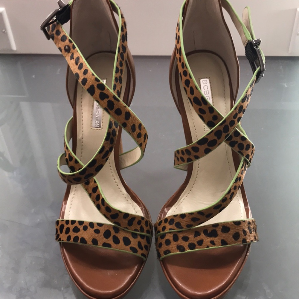 BCBG ENERATION HEELS